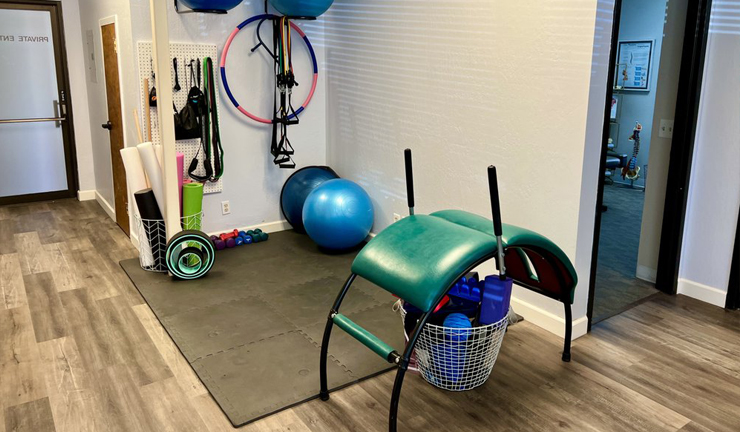 Peninsula RSI Chiropractic Wellness Center's treatment room